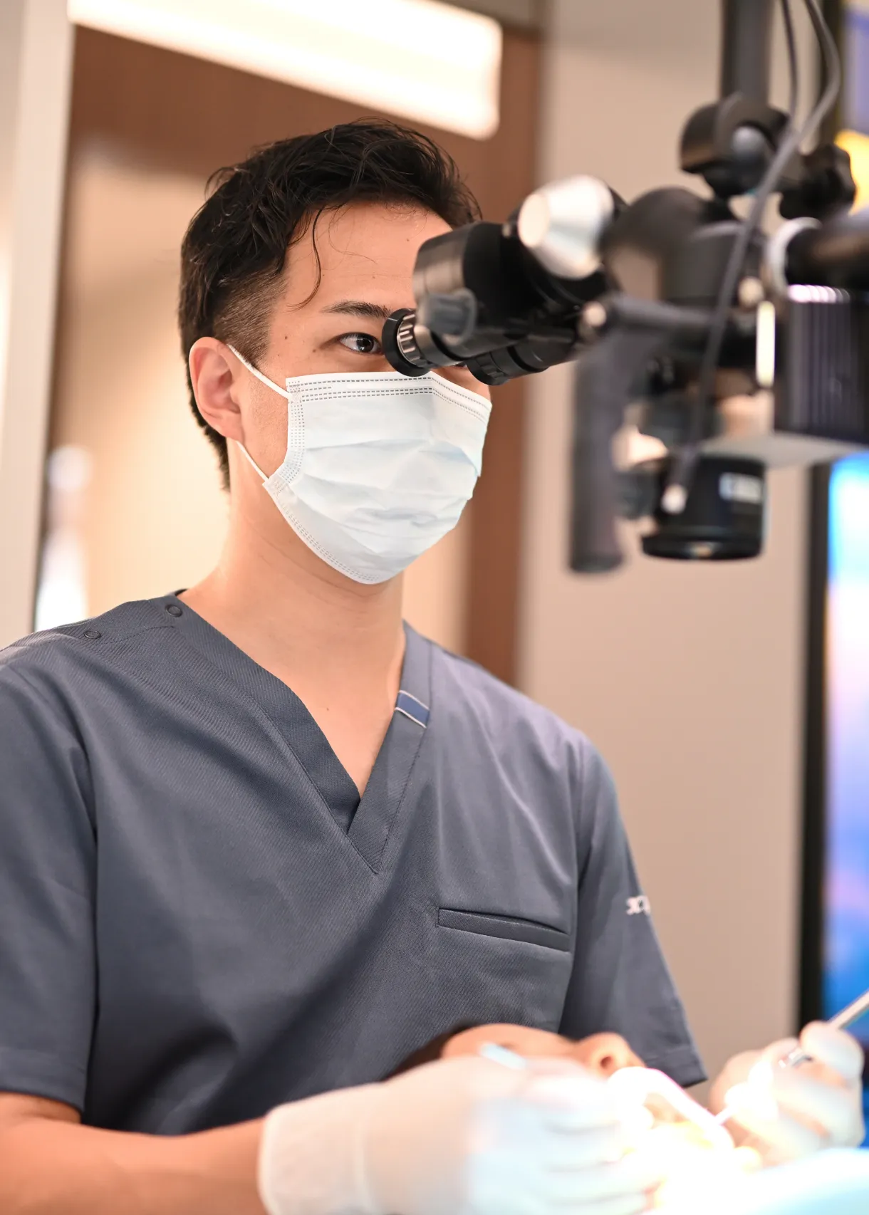 噛み合わせから美しさを再構築する 全顎治療